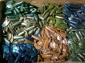 40ct ASSORTMENT 3.5" CLEAVER CRAWS Bass Flipping Lures Speed O Craw Jig Trailers - Picture 1 of 9