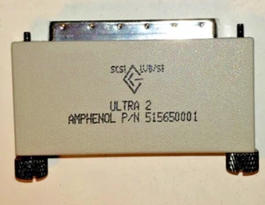 Amphenol Ultra 2 SCSI LVD/SE 68 pin Terminator P/N 515650001 - Foto 1 di 3