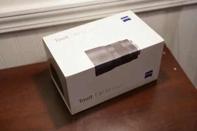 ZEISS Touit 32mm f/1.8 Aspherical AF MF Lens For Sony E Mount - Image 1 of 2