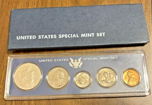 1966 SMS US Special Mint Set with 40% Silver Kennedy - Picture 1 of 3