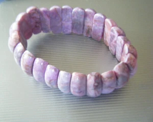 Bracelet, Bold Boho Bracelet Stretch Pink (Dyed) Genuine Turquoise Magnesite - Picture 1 of 3