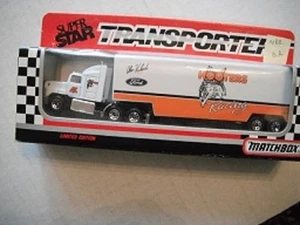 Kulwicki--Hooters Racing..1991 Matchbox Transporter--R - Picture 1 of 2