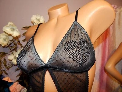 NUEVO CON ETIQUETAS Victoria's Secret Corazones Peluche Colección San Valentín Talla Mediana Foto 1 de 4