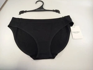 Calvin Klein Black Bikini Style Briefs Ladies Bonded Flex Size M BNWT - Picture 1 of 7