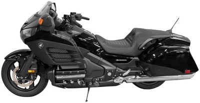 Mustang - 76841 - Tripper Fastback Deluxe con Tuck &amp; Roll Center Honda Gold Foto 1 de 4