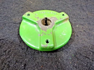 1969 John Deere 110 Square Fender Trans. Drive Pulley Hub Garden Tractor 112 - Picture 1 of 4