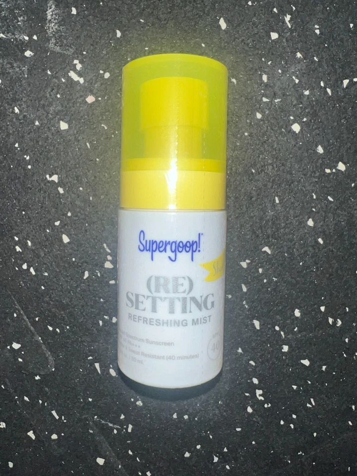 Supergoop Resetting Refreshing Mist FPS 40. Protetor solar facial 1 oz - EXP 03/24 - Imagem 1 de 1