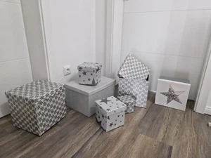 Weihnachtsgeschenke in Silber weiß wie neu - Bild 1 von 4