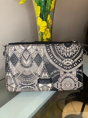 Sakroots Wallet, Black and white Wristlet - Image 1 of 4