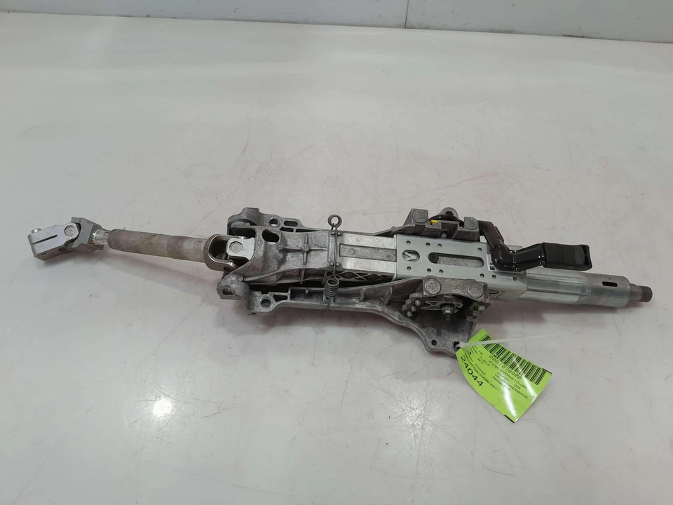 Columna de dirección Mercedes Benz C117 CLA250 2014-2019 - solo OEM 2464602516 Foto 1 de 4