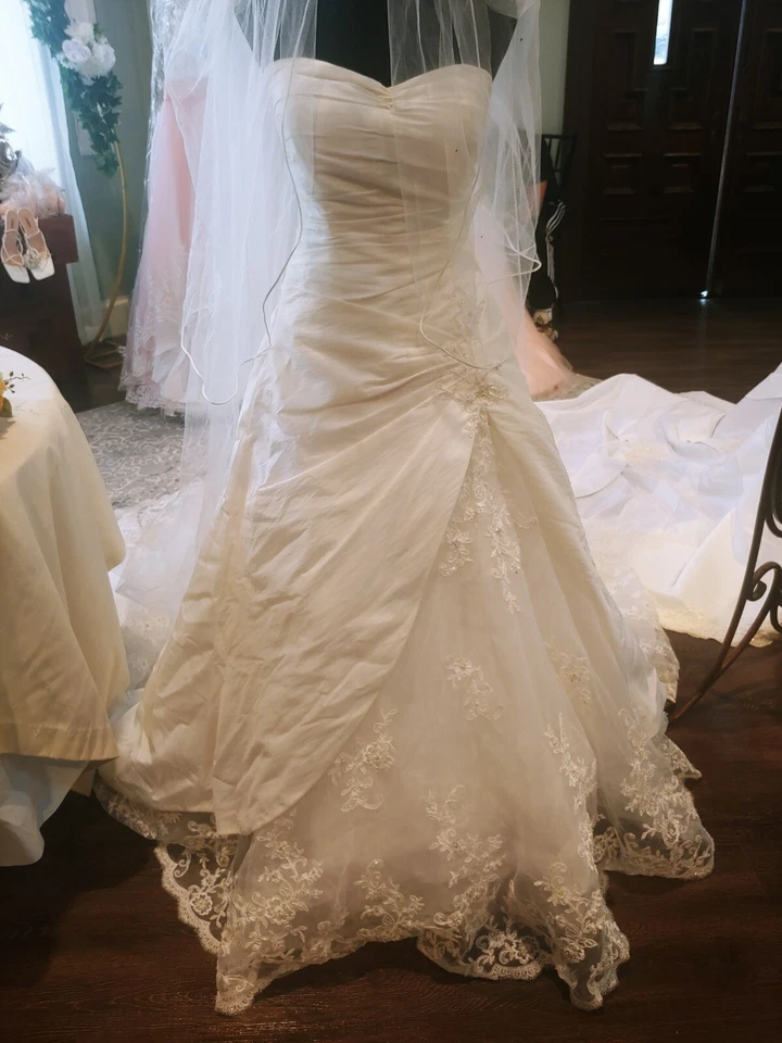  Nuevo vestido de fiesta de cuento de hadas vestido de novia talla 6, marfil, sin tirantes Foto 1 de 4