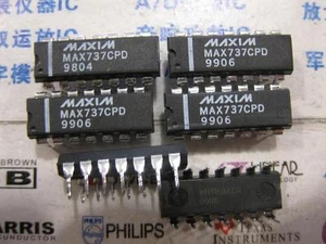 1X MAX737CPD -5V,-12V,-15V y reguladores PWM de modo corriente inversor ajustable - Imagen 1 de 1