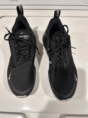Nike Woman Air Max 270 tamanho 7.5 - Imagem 1 de 4