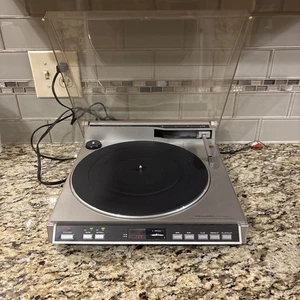 Realistic Lab 2000 Turntable Linear Tracking Vintage Rare LP Record Play - Picture 1 of 17