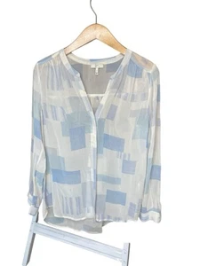 JOIE abstrakte Quadrate durchsichtig 100 % Seide Top Shirt Bluse Knopf Karriere Gr. Small S - Bild 1 von 4
