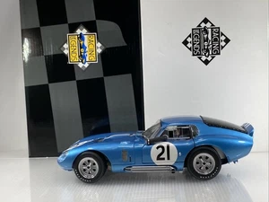 1/18 Exoto 1964 Carroll Shelby Cobra Daytona Tourist Trophy W Dan Gurney Figur - Bild 1 von 23