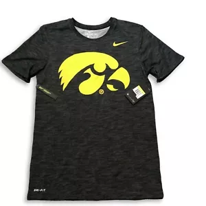 NUEVO CON ETIQUETAS Nueva Camiseta Iowa Hawkeyes Nike Dri-Fit Algodón Logotipo Slub Talla Pequeña - Imagen 1 de 1