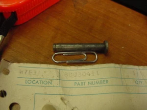 NOS British Leyland Hood Safety Latch Pivot Pin Jaguar XJ6 XJ12 Ser I II III XJS - Picture 1 of 2