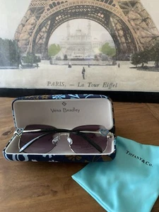 Iconic Vera Bradley Java Floral Case & Juicy Couture Popular Heart Sunglasses ๐ - Picture 1 of 15