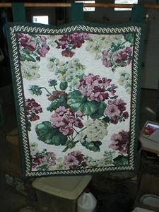 GOODWIN WEAVERS HANGING GERANIUM FLOWERS FLORAL TAPESTRY 23" x 31 1/2" - Picture 1 of 6