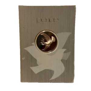 Moneda de oro Franklin Mint tarjeta de Navidad vacaciones de colección años 70 medalla paz paloma - Imagen 1 de 5