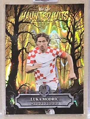 LUKA MODRIC YELLOW WAVE REFRACTOR SSP #1/1 - 2025 WILD CARD HAUNTED HITS - Image 1 of 2