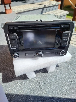 VW RNS 315 EU Navigation 1k0035127b Touran Golf 6 Caddy Navigationsystem Navi  - Bild 1 von 4