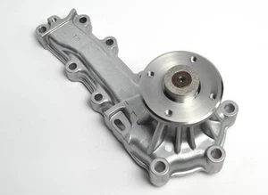 Pompa dell'acqua GMB per Nissan Skyline RB20 / RB25DET / RB26DETT - Picture 1 of 1