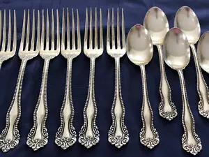 VTG American S.P. Co Forks (5) and Spoons (6) - VERY Pretty Pattern - Picture 1 of 11