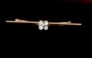 Vintage 1979 Ice Flower Bar Pin from Avon - Picture 1 of 4
