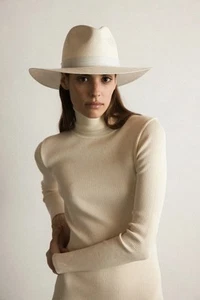 Janessa Leone Aisley Hat Bleach White Straw S NWT $370 - Picture 1 of 15