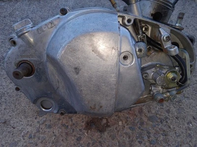 Винтажные ПРОБНЫЕ нижние корпуса двигателя KAWASAKI KT250 KT 250 - Изображение 1 из 4