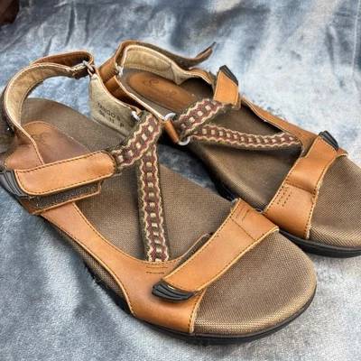 Sandalias de golf Sandbaggers Tango para mujer talla 9 marrón sin clavos 3 correas de gancho y bucle Foto 1 de 4