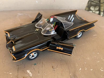 TM & DC Comics 1:24 scale Batmobile ( Batman is missing -Robin in passenger seat - Image 1 of 4