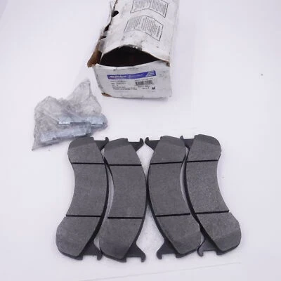 Genuine OEM ACDelco 17D786MH Front Brake Pads fits 2006-2021 Freightliner MT45 - Image 1 of 3