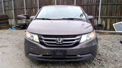 二手动力转向泵 适合:2015 年本田奥德赛 3.5 C 级 — 第 1/4 张图片