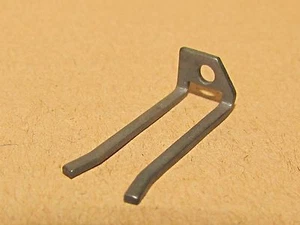 P-210-045 CAB FORWARD Valve Gear Hangar RIGHT HAND AHM RIVAROSSI HO NEW - Picture 1 of 1