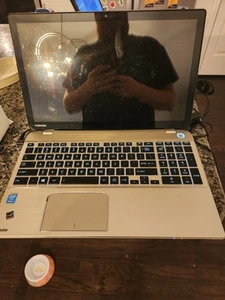 Toshiba Satellite P50t-B Laptop Intel i7-4710HQ @ 2.50 GHz HDD READ - As-is - Picture 1 of 8