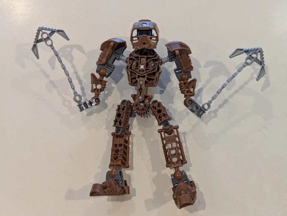 LEGO Bionicle 8604 Toa Metru Onewa, Very Good Condition - Image 1 of 1