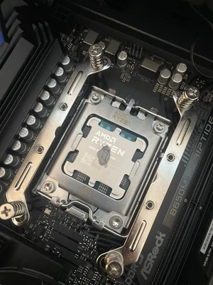 Ryzen 5 7400F gaming CPU With Thermal Paste. - Image 1 of 4