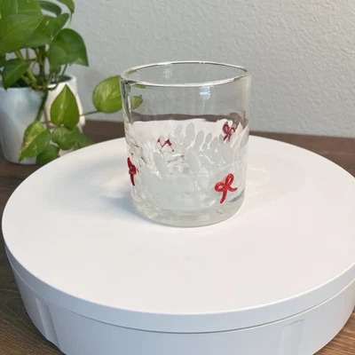 Taza de whisky Anthropologie Dupe RED BOW Icon vaso de jugo Foto 1 de 4