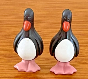 LOT OF 2 - 1989 FEATHERS MCGRAW WALLACE AND GROMIT PENGUIN PVC FIGURE - Picture 1 of 8
