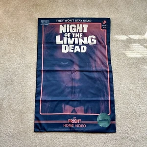 NIGHT OF THE LIVING DEAD Pillowcase Horror Pillow Case Loot Crate / Loot Fright - Picture 1 of 3