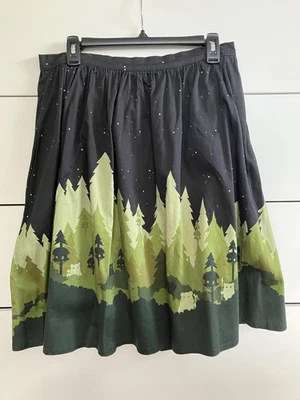 Falda Loungefly Star Wars Stitch Shoppe Endor Ewok Village Talla M ¡Ligeramente Usada! Foto 1 de 4