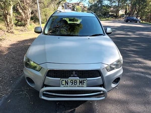 2012 Mitsubishi Outlander - Picture 1 of 9