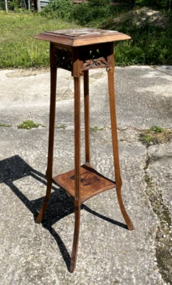 Vieille sellette en bois et marbre en bon état correct - Photo 1/4