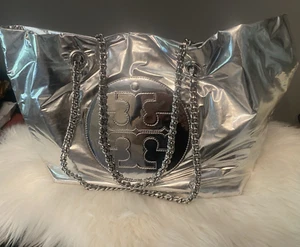 EUC Tory Burch Ella Puffer Chain Nylon LARGE Shoulder Tote Metallic Silver - Bild 1 von 17