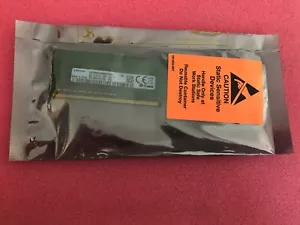 NEW GENUINE HP 913162-001 4GB DDR4 2400 UDIMM APUS MEMORY DIMM (INC VAT) - Picture 1 of 2