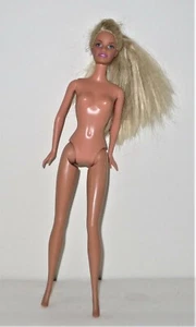 Muñeca Barbie 1998 cabello rubio ojos azules pierna recta 12 pulgadas - Imagen 1 de 5