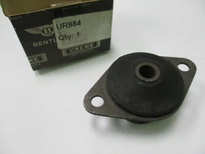 Rolls Royce Silver Cloud, Bentley S, Phantom V rear body frame mount UR984 new - Picture 1 of 4